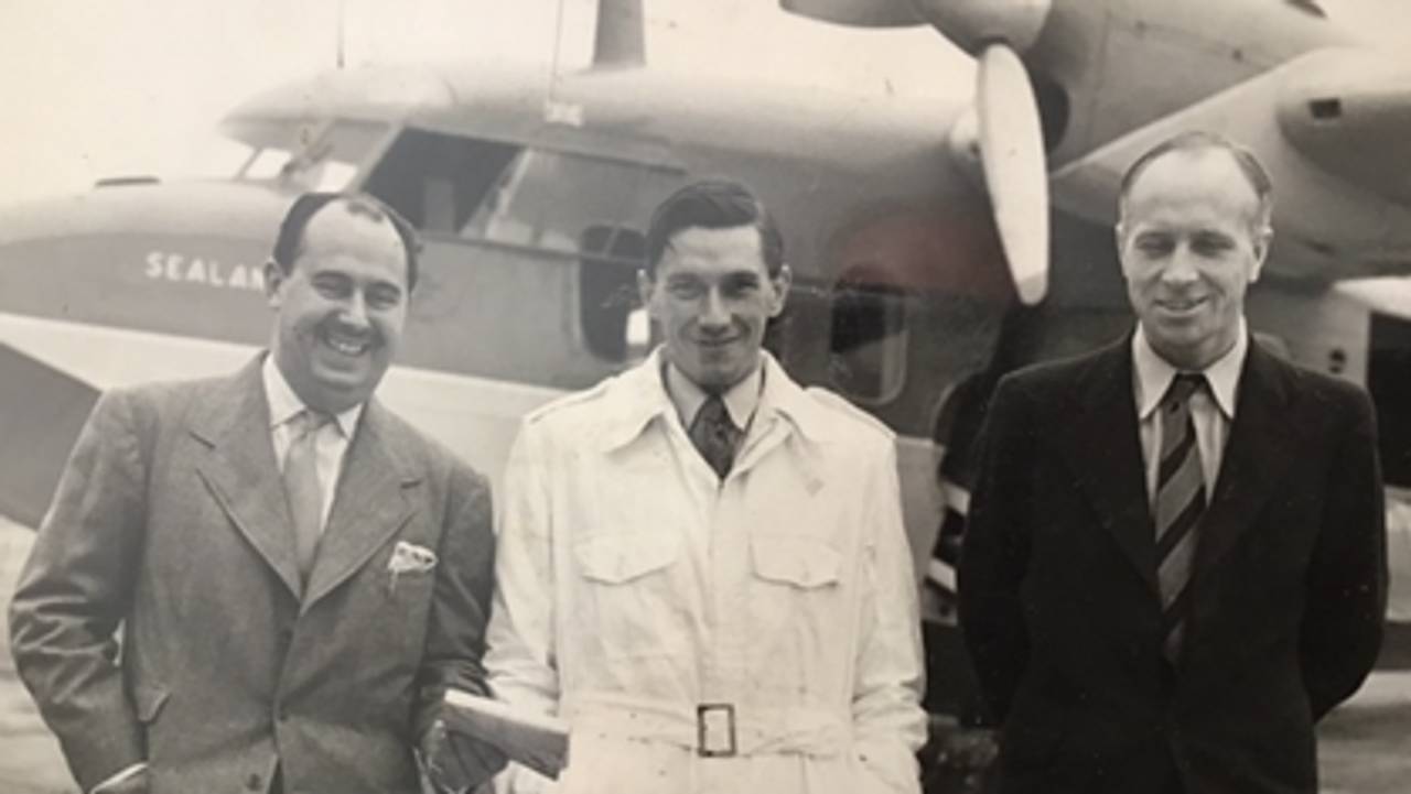 George Edward Puddicombe, David Gordon McCall and Hugh Adams ved avreise fra Belfast