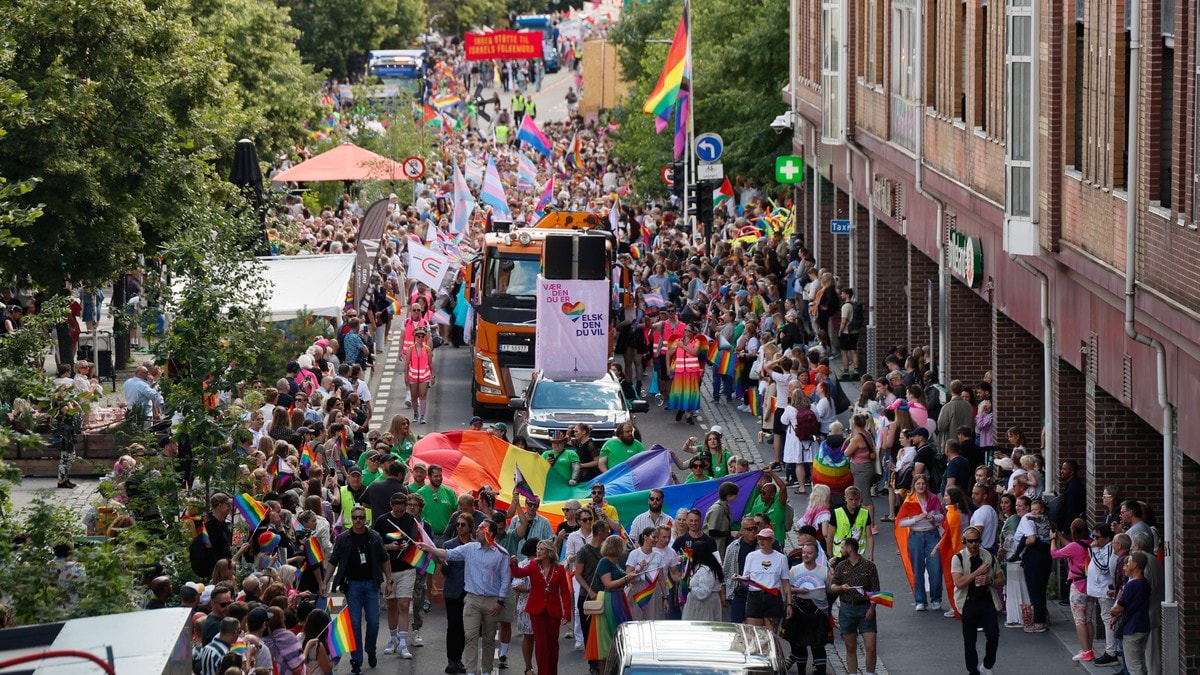 Pride-paraden i Oslo er i gang