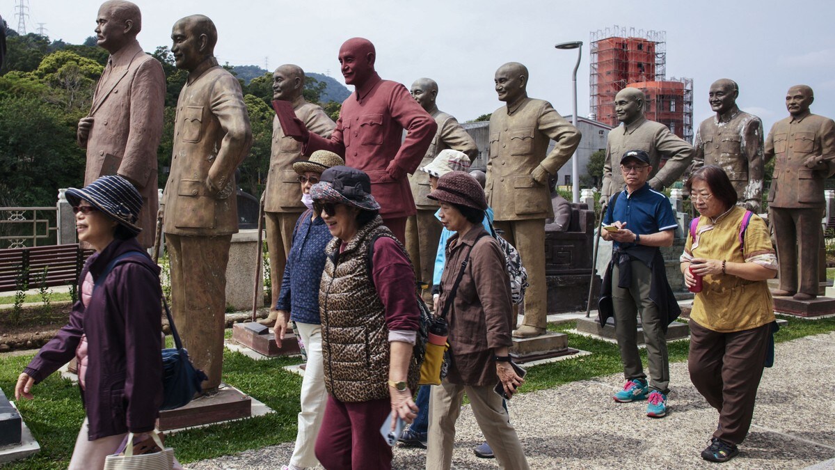 Taiwan vil fjerne alle statuer av tidligere president
