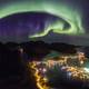 Foto: Alex Conu / Destination Lofoten Reinebringen i nordlys