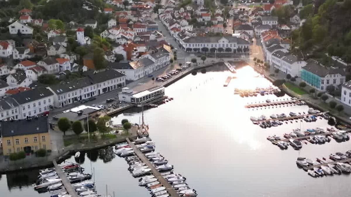 Vil ha forbud mot fyrverkeri i Risør sentrum