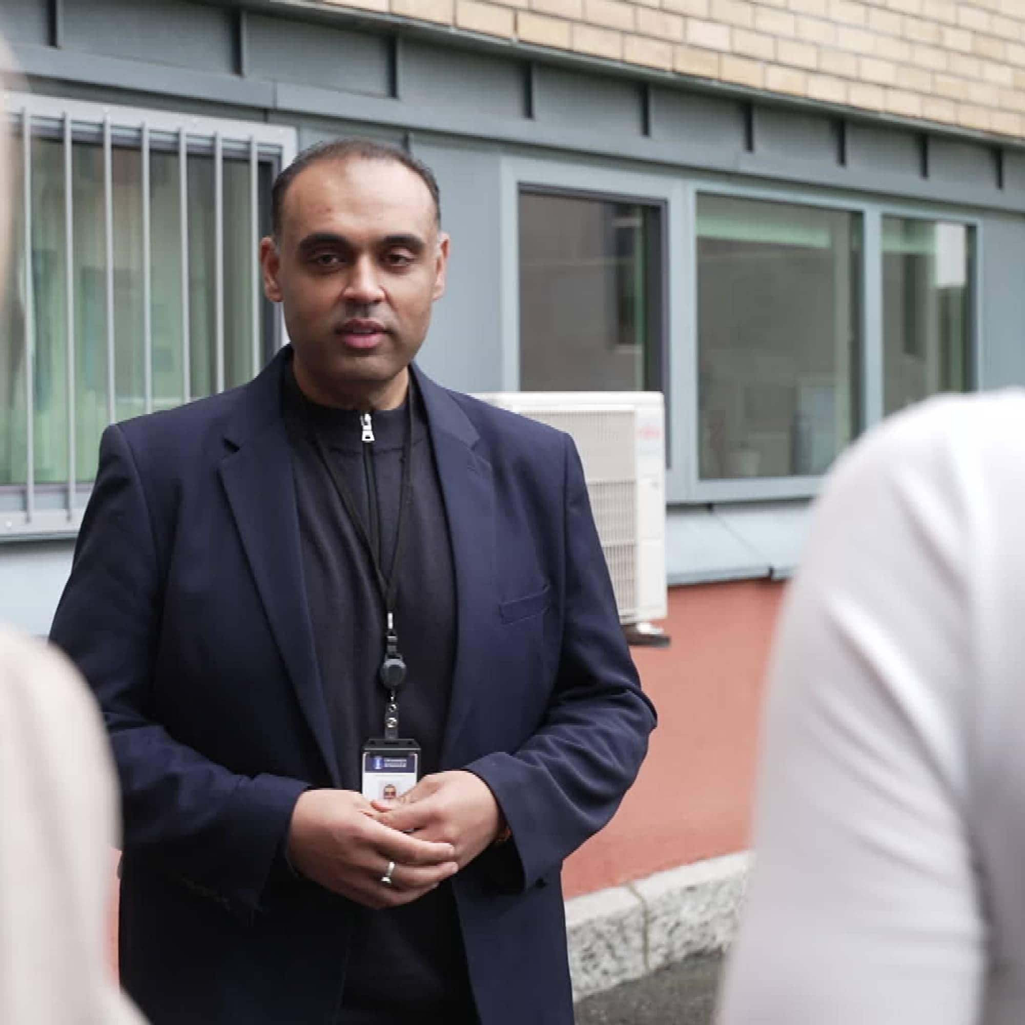 Sudhir Sharma er kommunalsjef hjemmetjenester og institusjon i Drammen kommune.