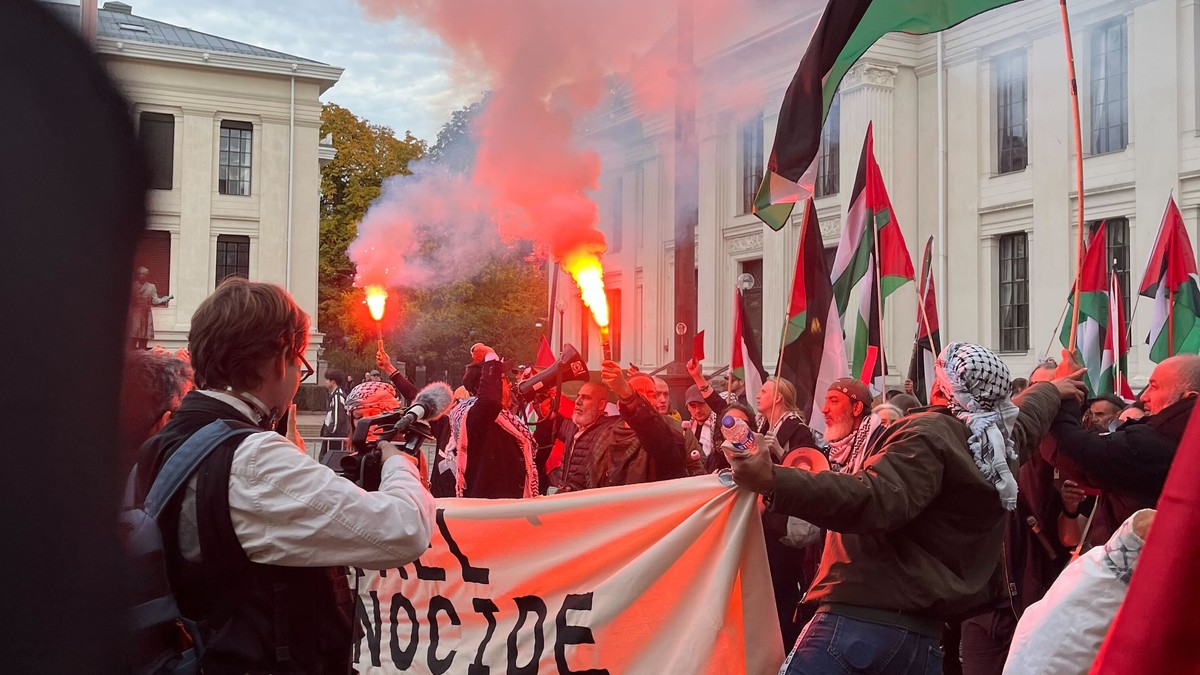 Palestina-demonstranter marsjerer mot Ullevaal
