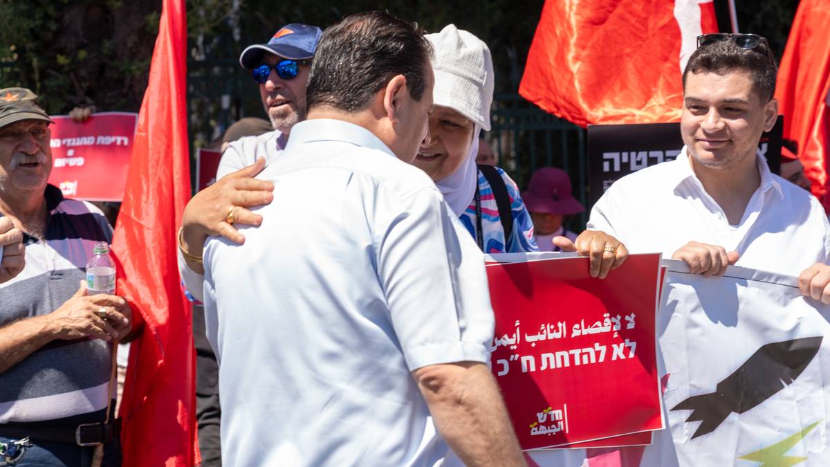Ayman kritiserte Israels regjering – nå skal han stillast for riksrett