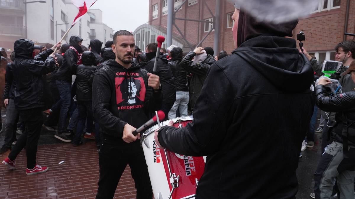 Berat (31) bryter fotballens fargekode: – Har blitt mye større
