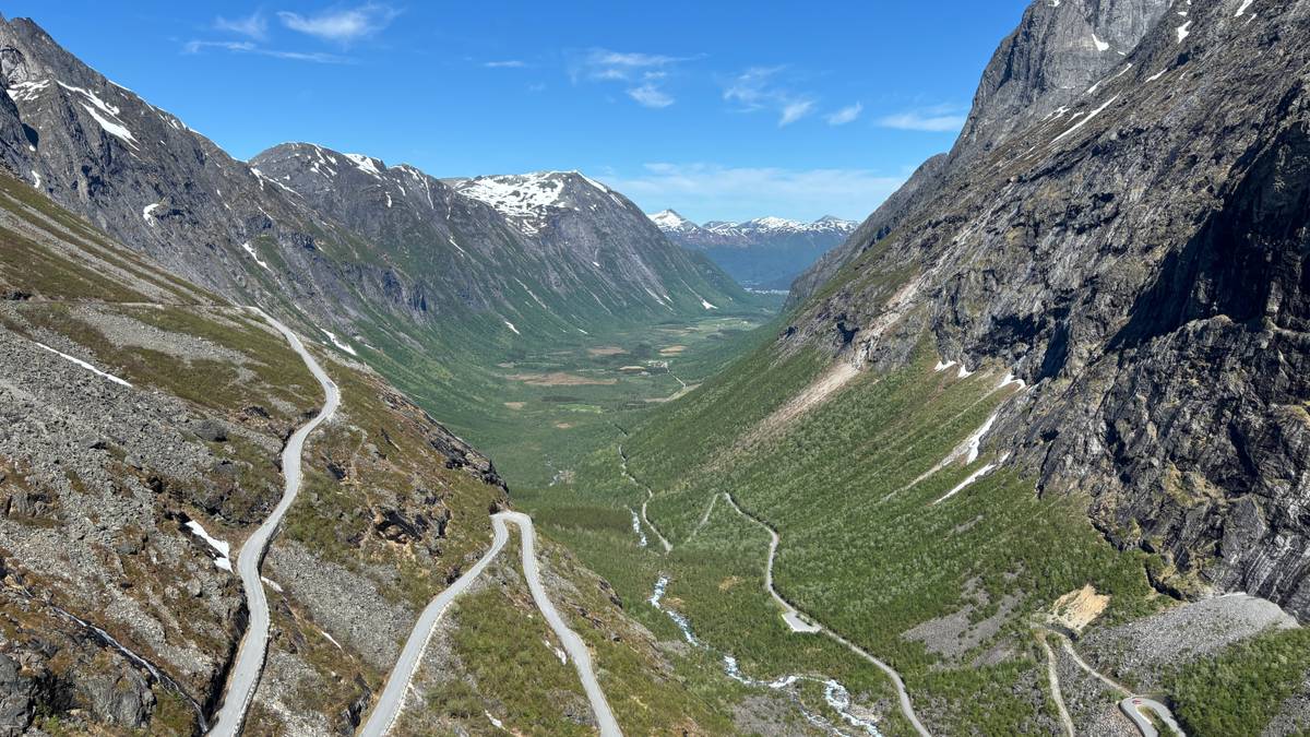 Ventar på geolog etter at turistikonet Trollstigen er stengt