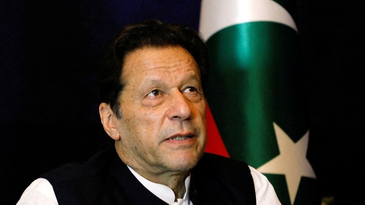 Imran Khan erklærer også seier i Pakistan med KI-video