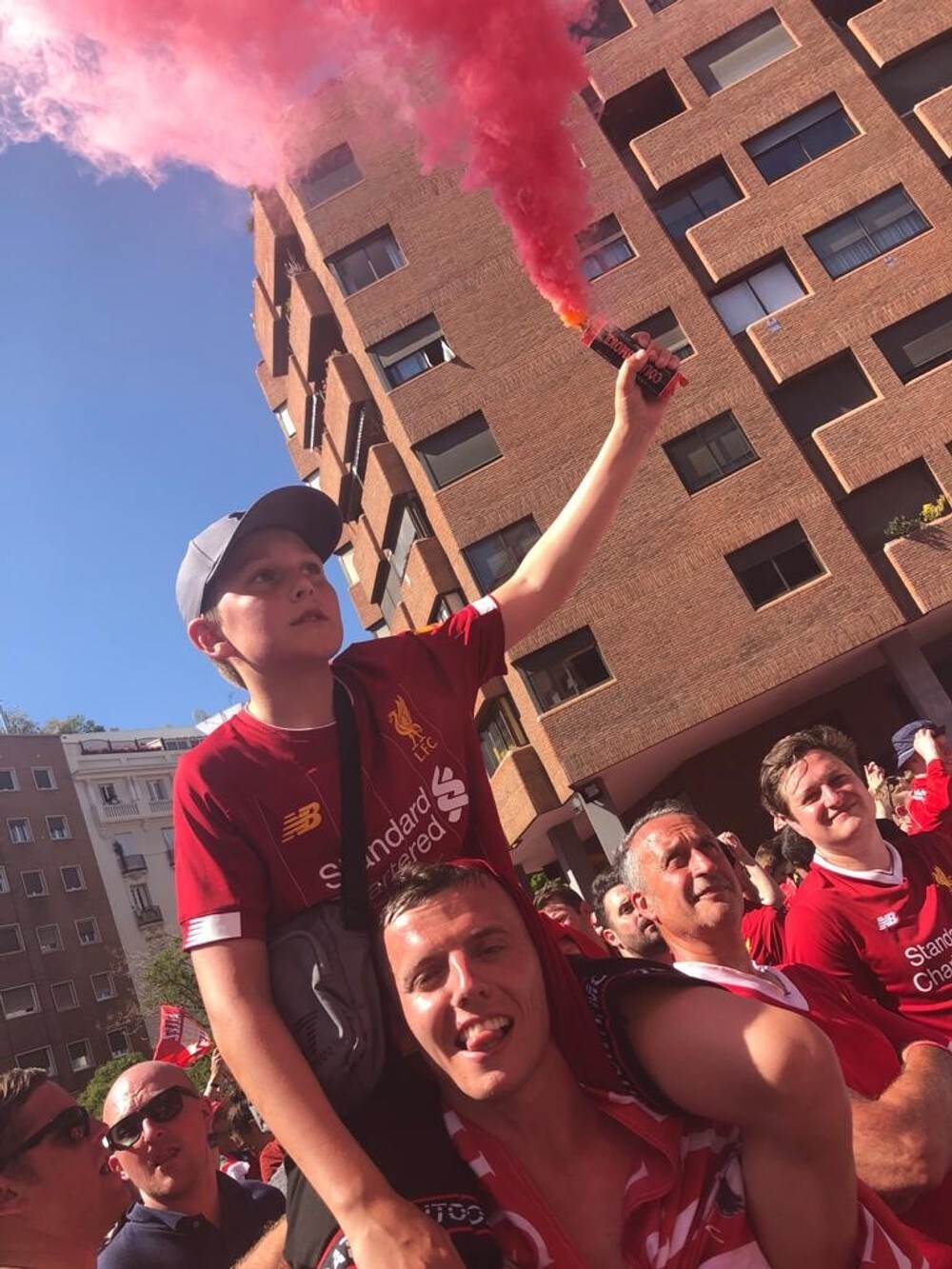 Elias (15) elsker Liverpool – men vil boikotte kampene