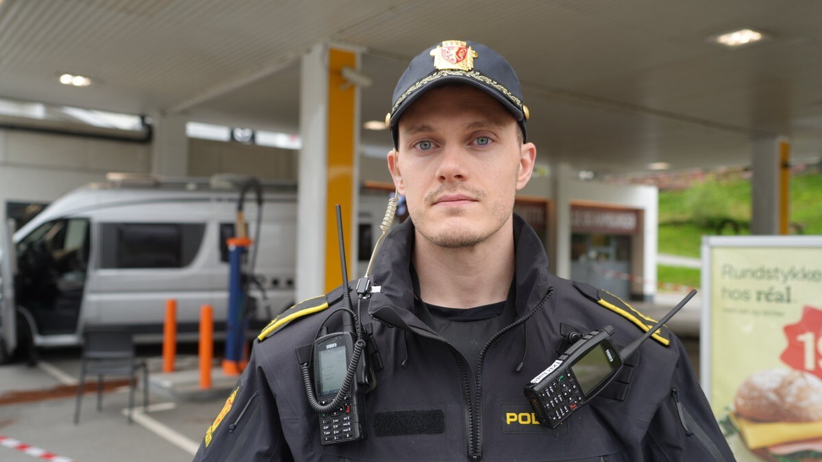 Mindre skader på bubil etter bensinstasjonkrasj