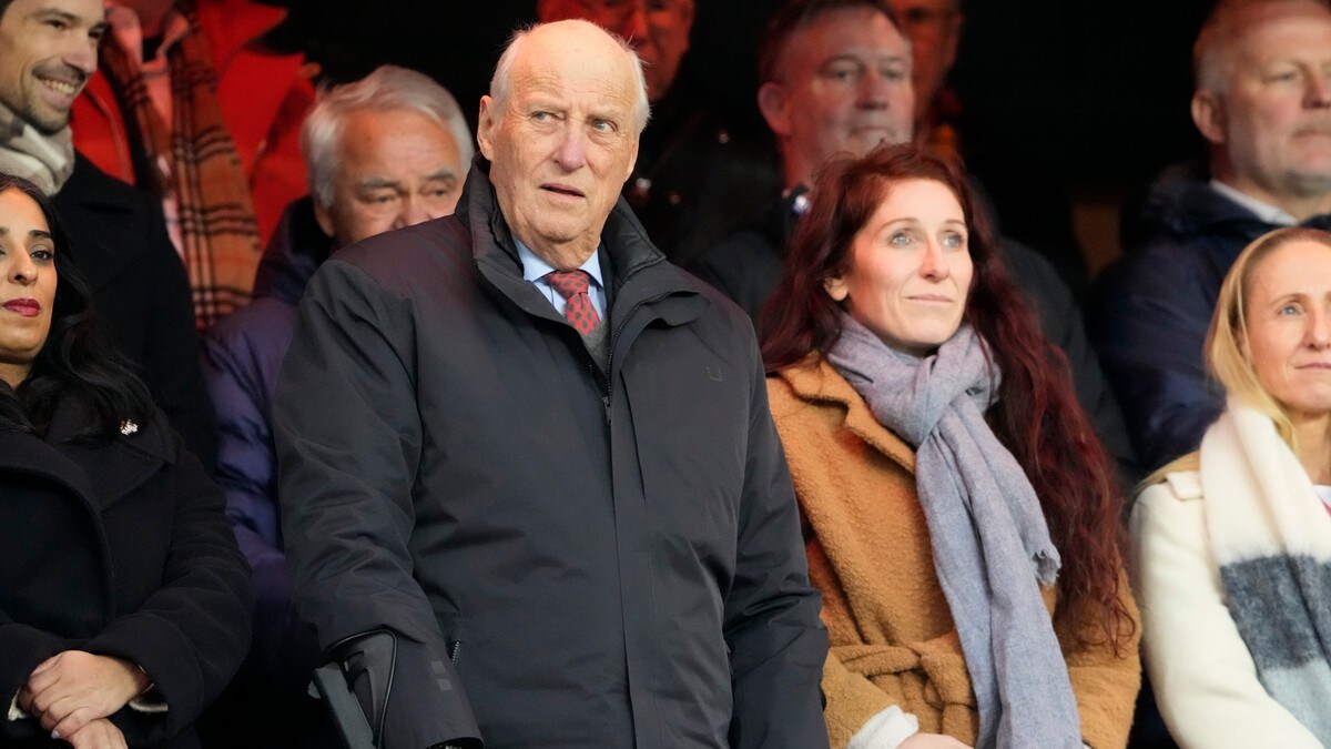 Kong Harald skal se Norge mot Italia