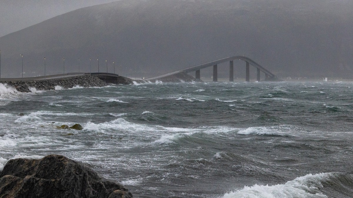 Kraftig vind i Ålesund – kommunen sette krisestab