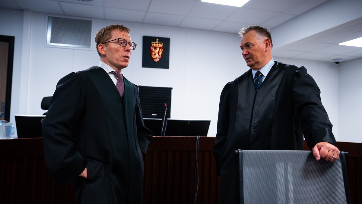 Meiner sambuaren til politimann levde i skrekkregime