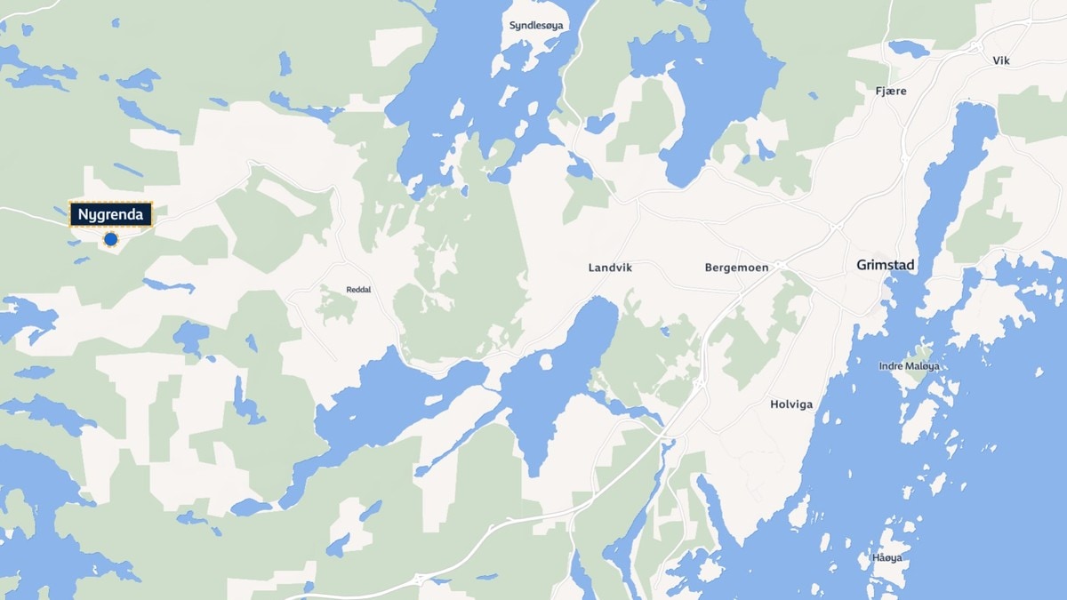 Rallybil køyrde i fjellvegg i Grimstad