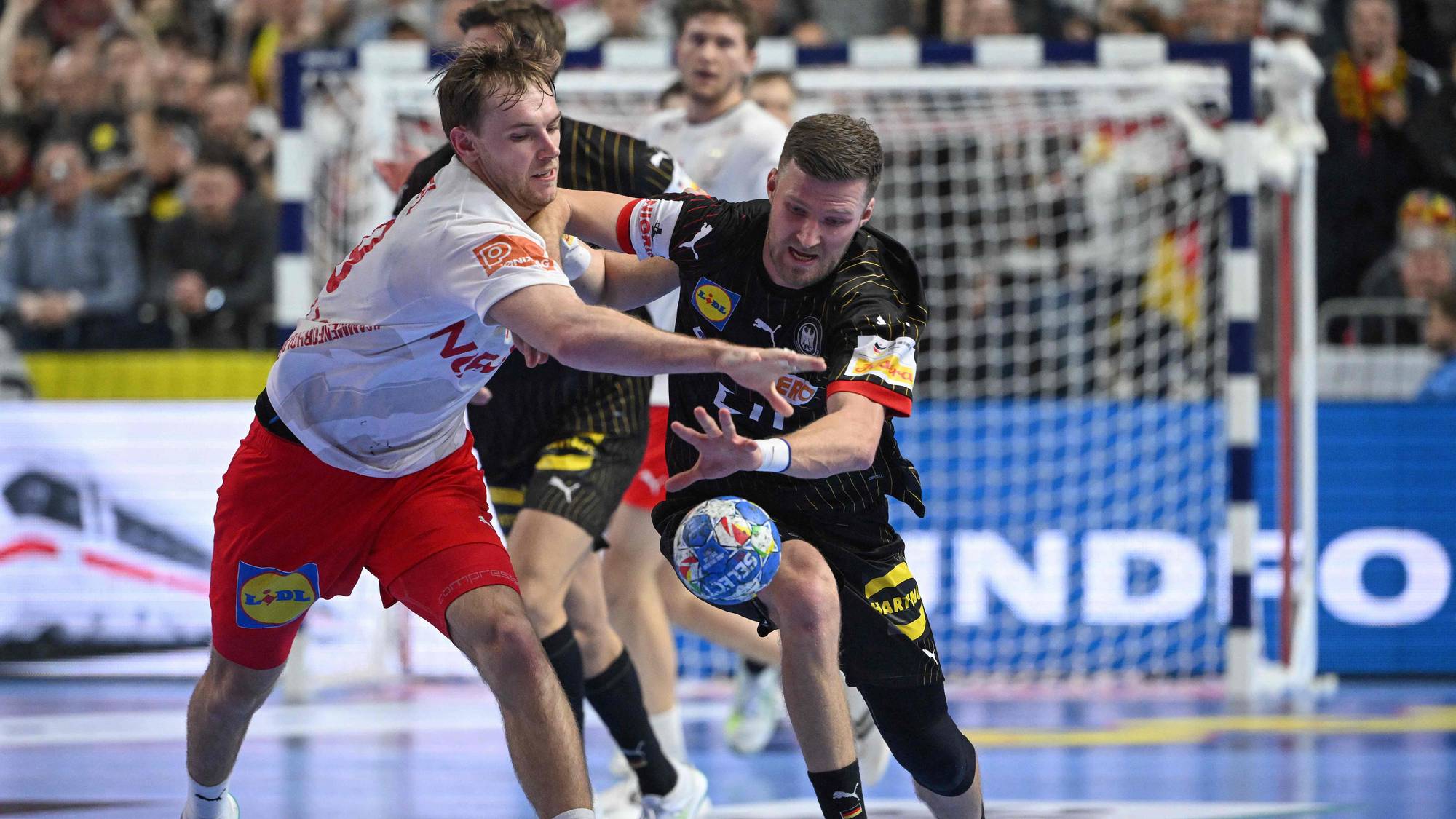 danmark-slo-vertsnasjonen-og-er-klar-for-finale-i-h-ndball-em-nrk
