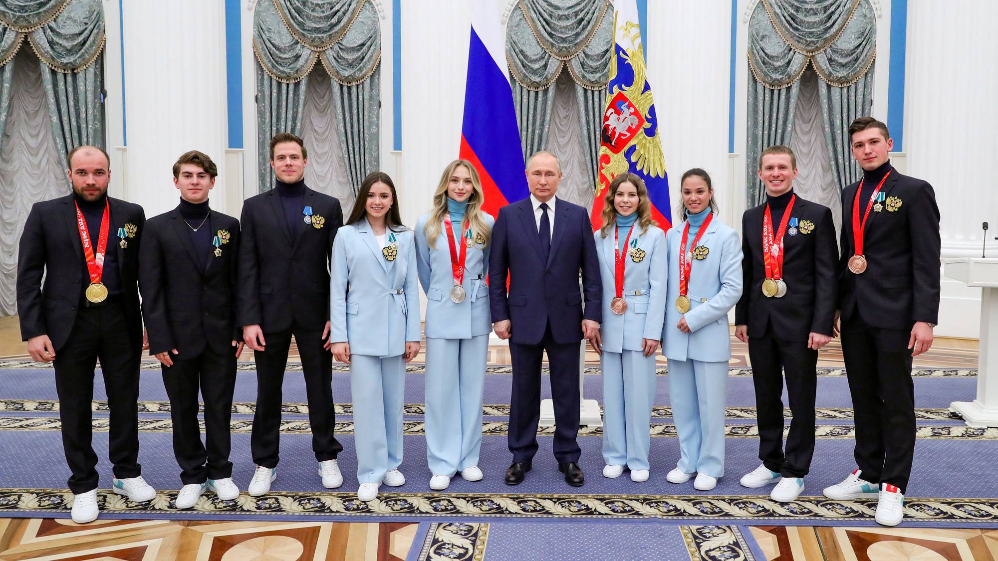 Встреча с победителями лидеры россии. Награждение олимпиады 2022 в Кремле.