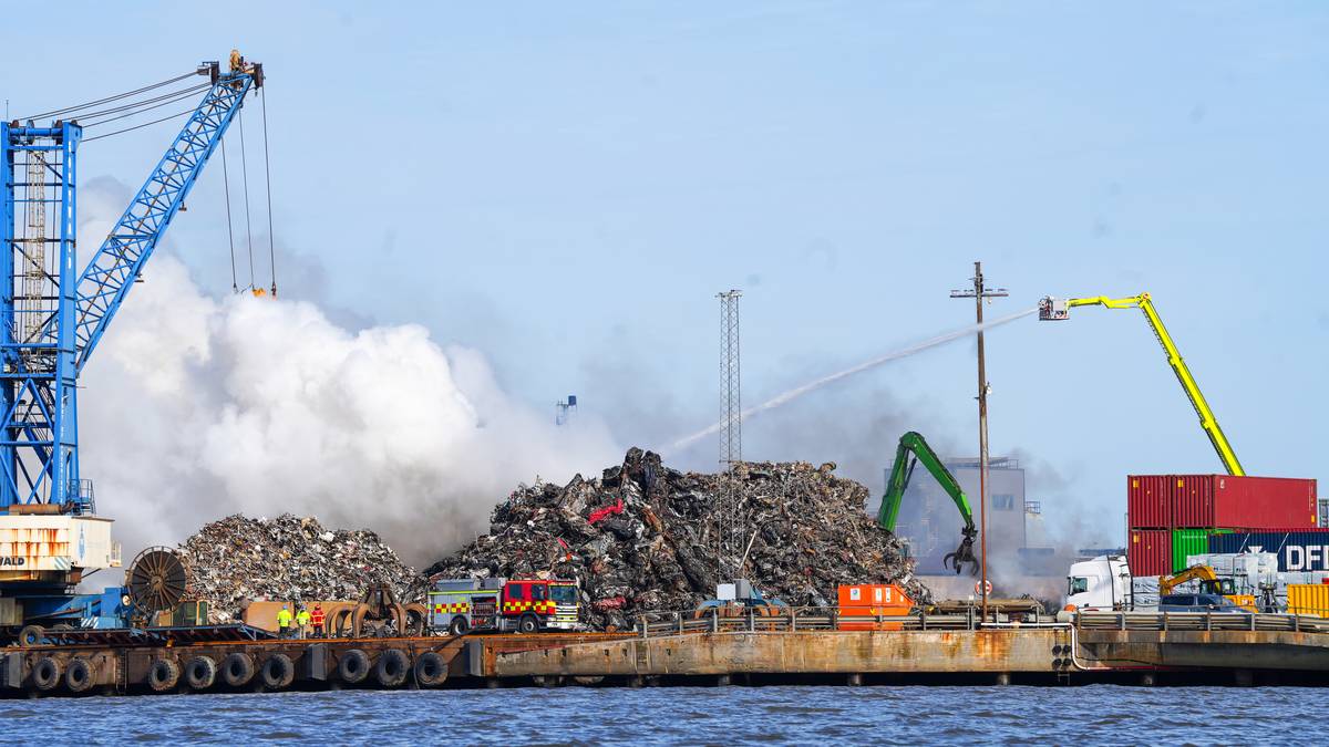 Kraftig røykutvikling etter brann i Fredrikstad