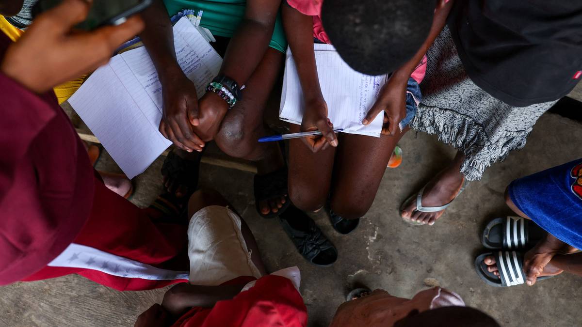 25 skolejenter bortført av væpnede menn i Nigeria – én drept