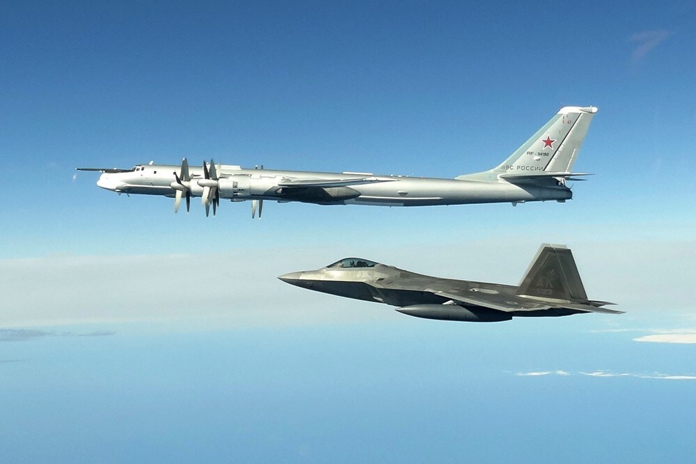 Nato fanget opp ti russiske fly på én dag