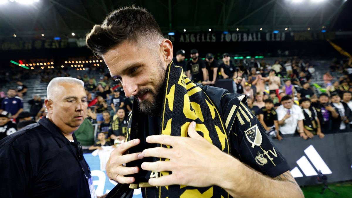 Tidligere Arsenal-stjerne hjem – presenteres med Broholm