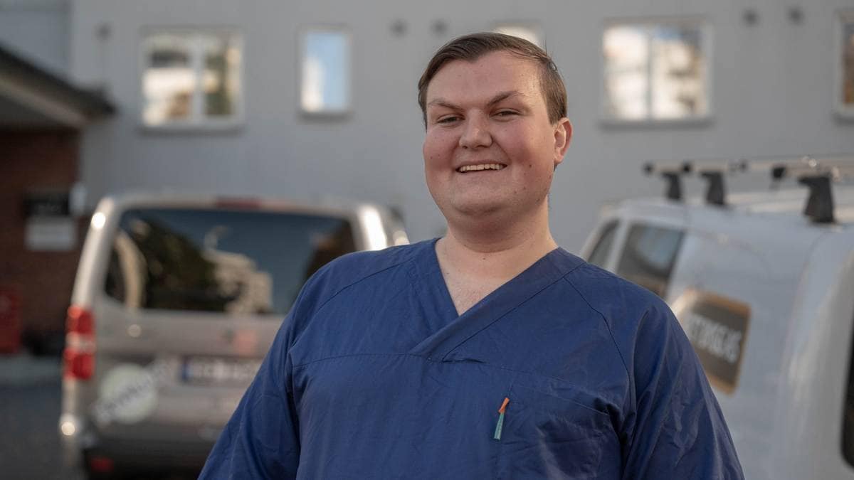 Arbeidsledige menn blir helsefagarbeidere: – Det er bare positivt