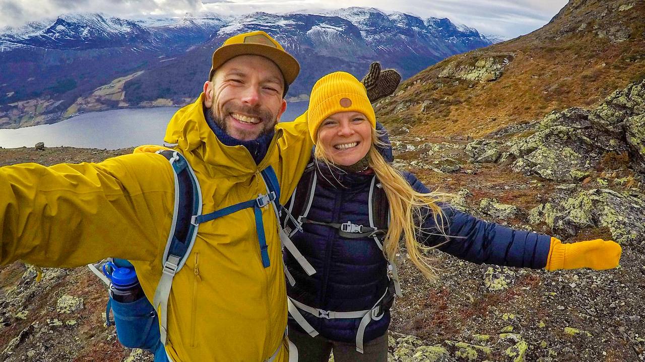 Frank og Heidi Tindvik på fjelltur i Vang i Valdres