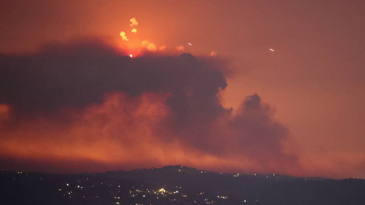 Israel angriper Hizbollah-mål i Libanon – Hizbollah svarer med droneangrep