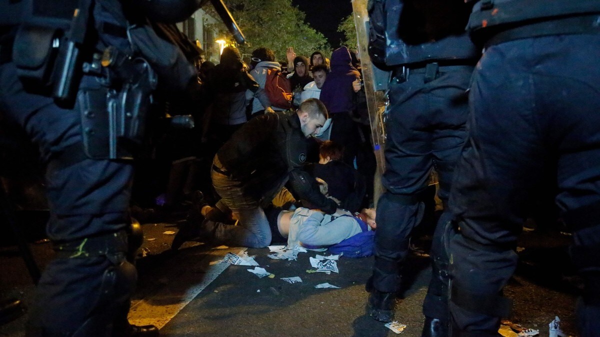 El Pais: Tre pågrepet i Barcelona