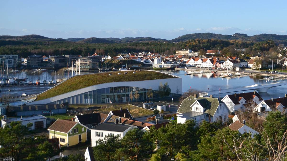 Budsjettkutt fører til færre sommerblomster i Mandal