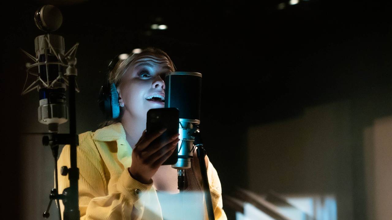Alexandra Rotan i studio