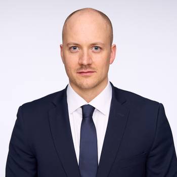 Advokat Felix Oliver Helle from Humlen Advokater has represented Darya and Jamile since 2020.