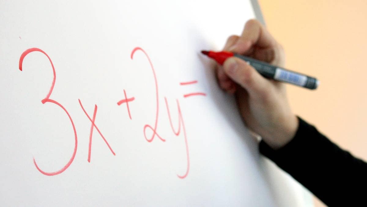 – Skolematematikk skaper angst