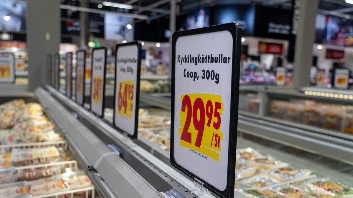 Handler sjeldnere i Sverige: – Brukte mer penger