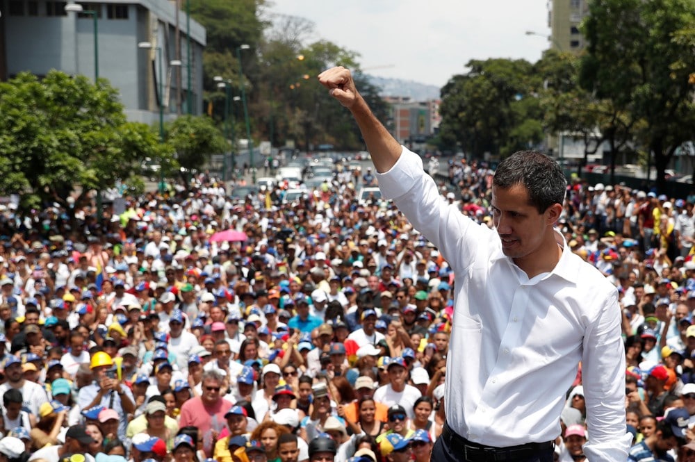– Vi blir i gatene heilt til Maduro er borte