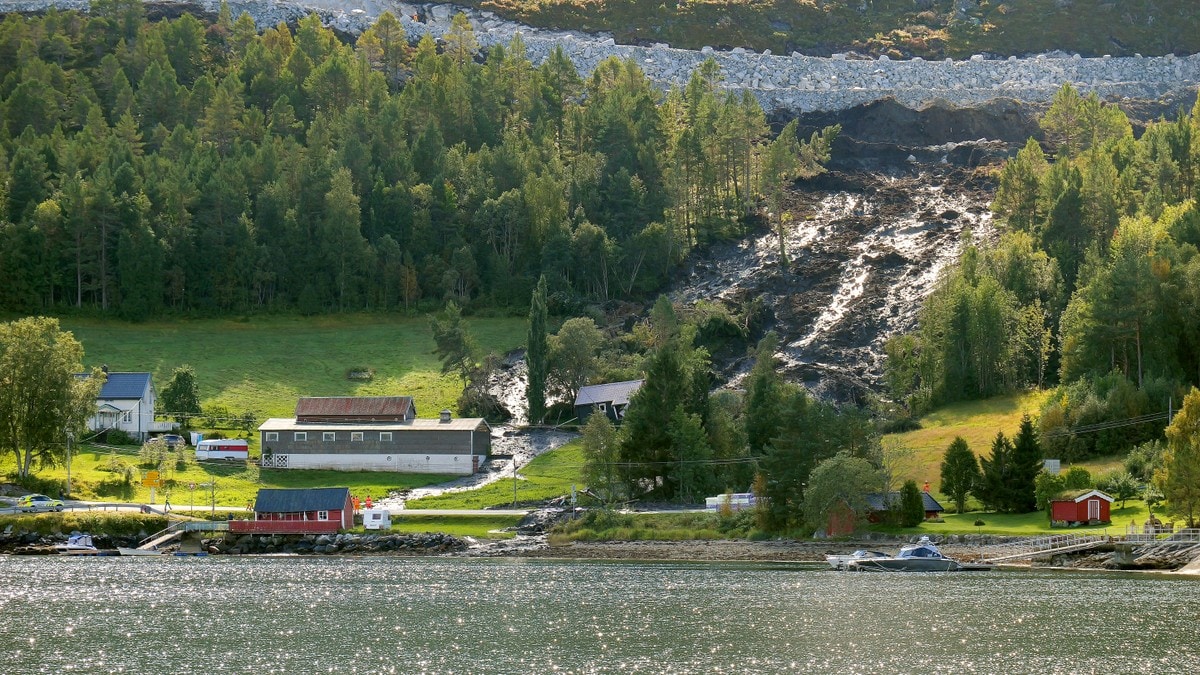 Statens vegvesen f&aring;r 500.000 i bot etter d&oslash;dsskred: &ndash;	Eit liv er ikkje mykje verd