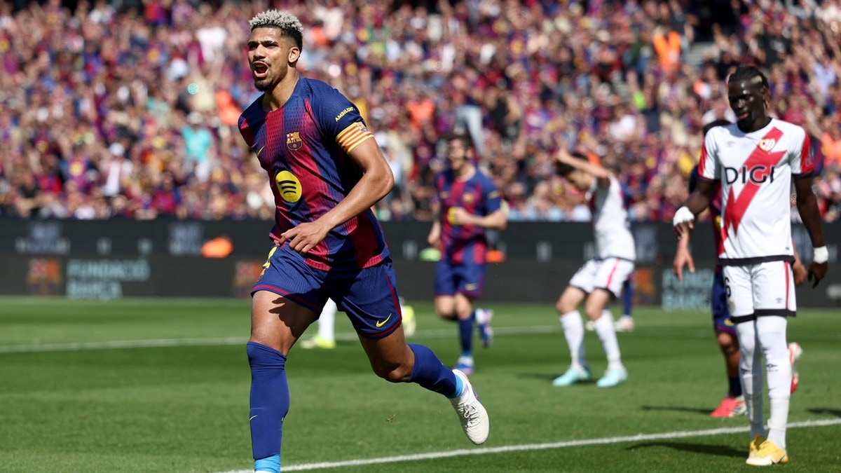 Liverpool forsterker med Barcelona-stopper