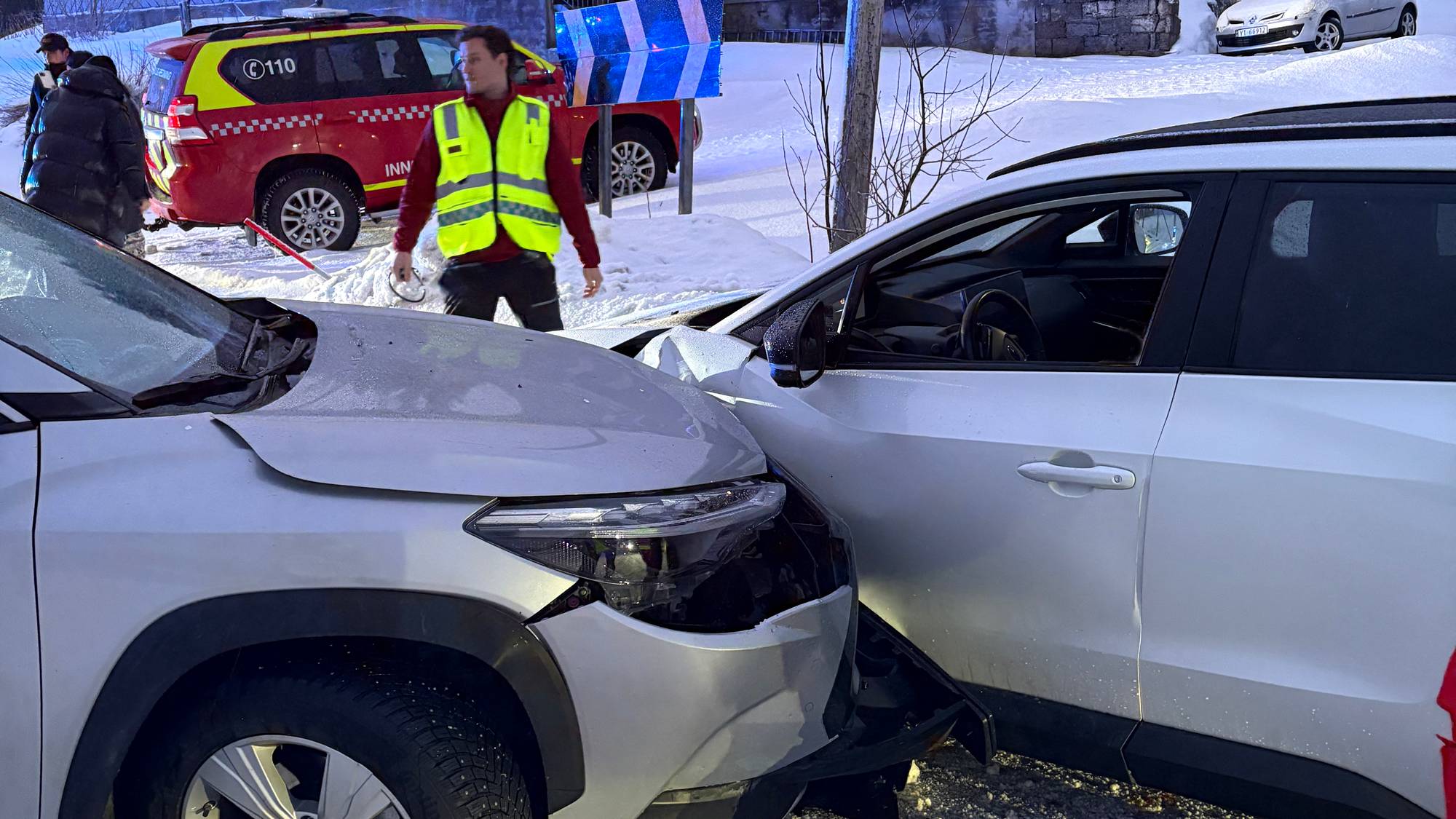Trafikkulykke på E10 Vestpollveien i Vågan, asiatisk sjåfør utvist fra Norge
