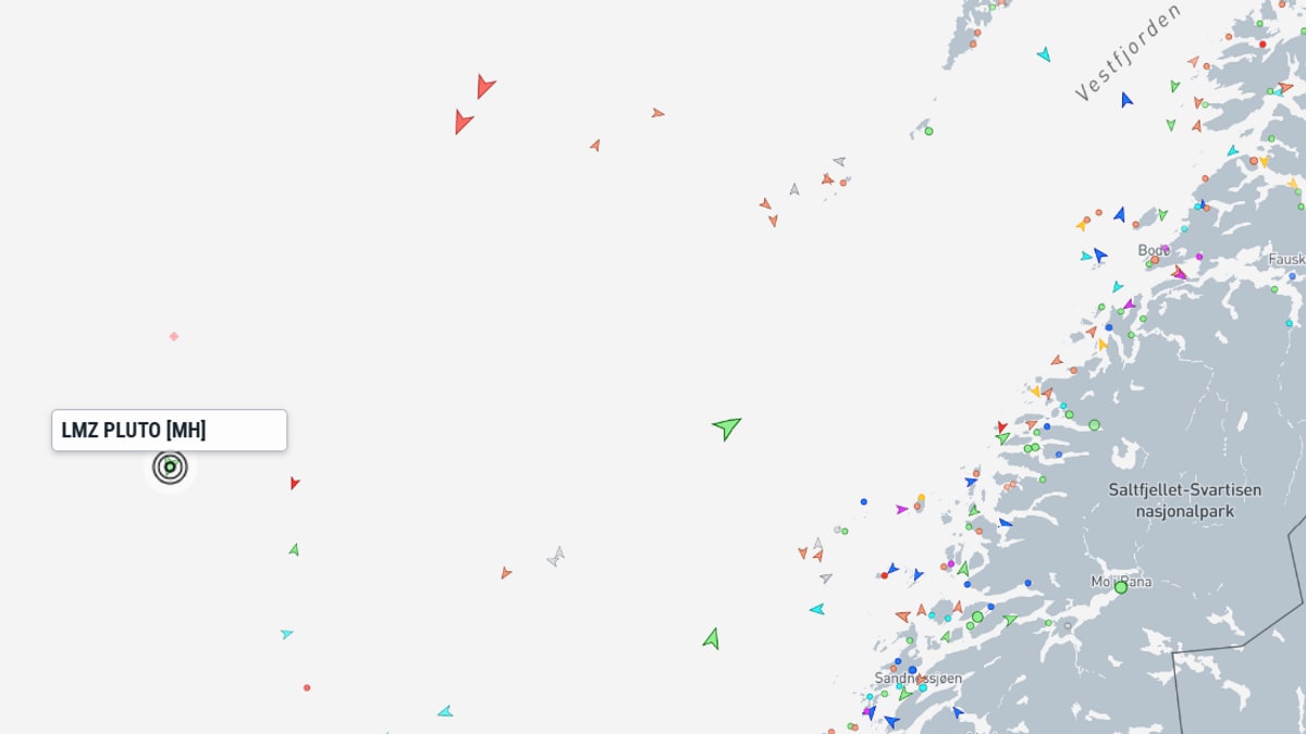 Skip i Norskehavet har sendt nødmelding