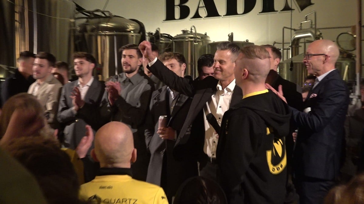 Her hylles Sølv-Knutsen på supporterfest