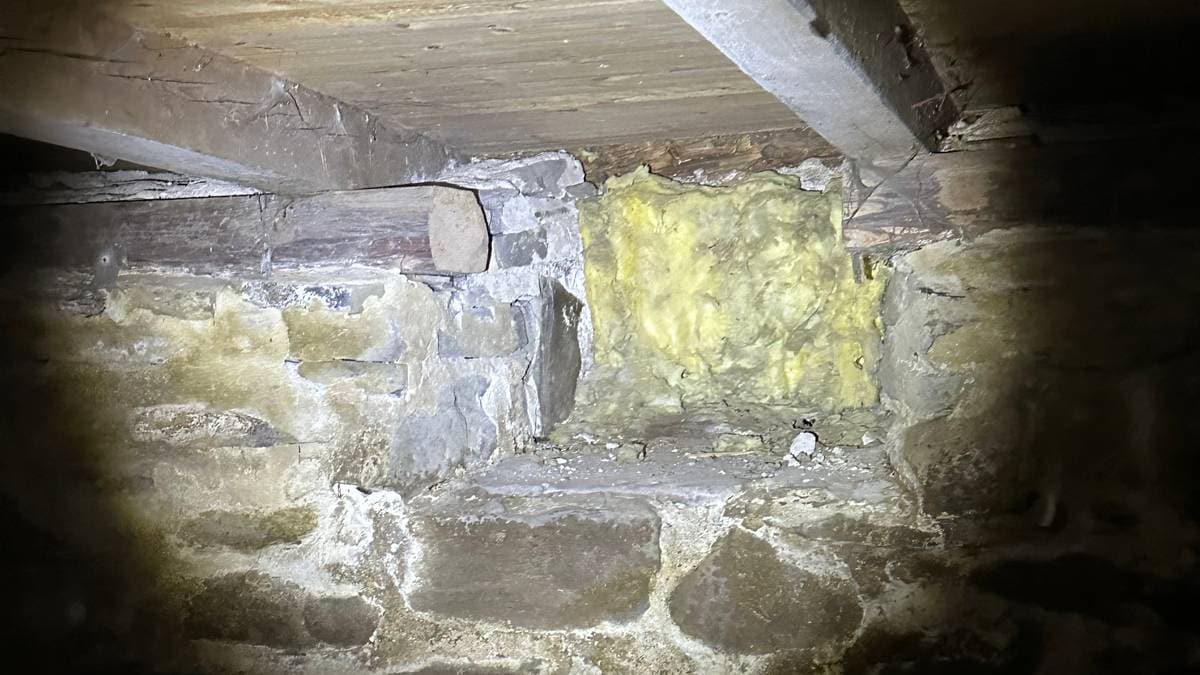 Var på visning på Løten-gården: – Det føltes litt spooky å gå ned der