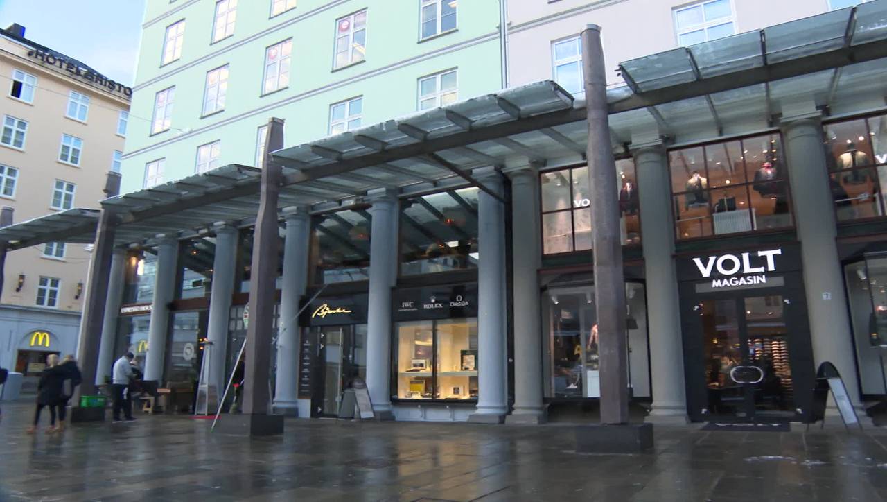 Granittsøylene på Torgallmenningen i Bergen