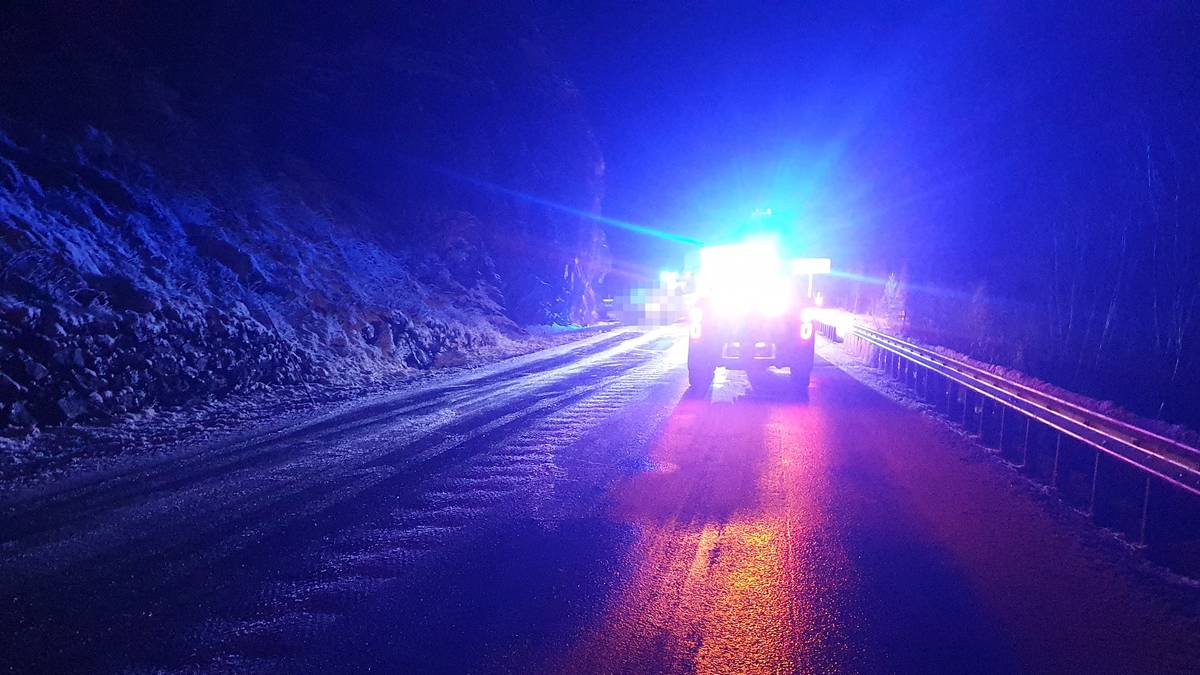 Alvorleg Trafikkulukke På E16 Mellom Aurland Og Flåm Nrk Vestland 