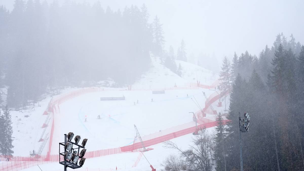 Super-G-renn i Frankrike avlyses – mye tåke og snø
