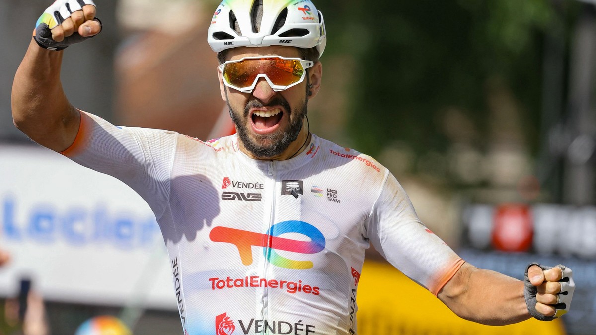 Fransk seier på vill etappe i Tour de France.