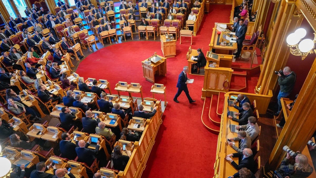 Regjeringen foreslår statsbudsjett 2026: Økt oljepengebruk