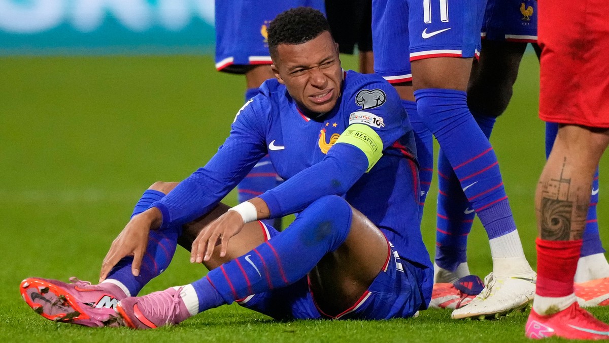 Mbappé reiser hjem fra landslagssamling – trøbbel med ankelen