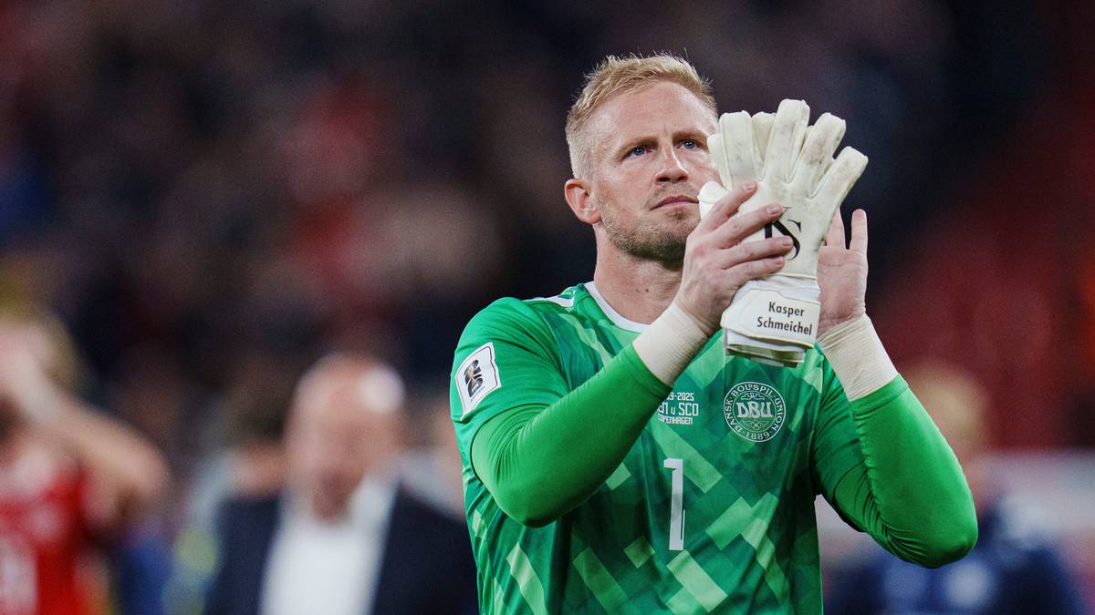 Den danske keeperprofilen Kasper Schmeichel legger opp