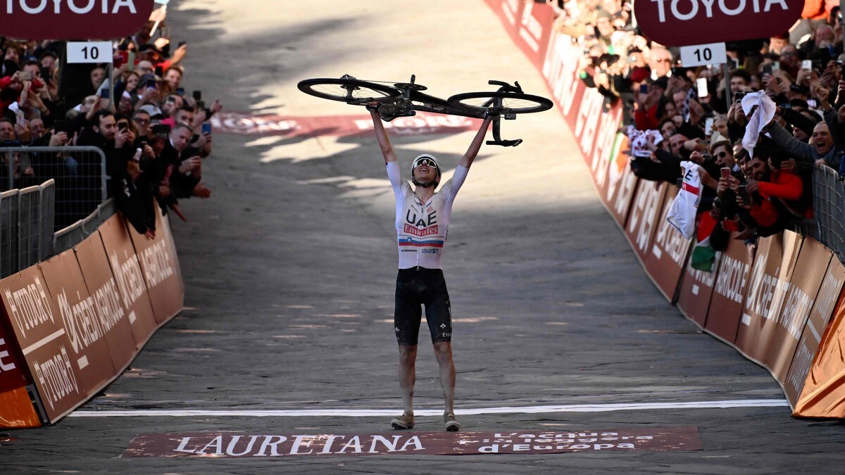 Pogacar med heftig sykkelbragd – vant Strade Bianche etter solokjøring i åtte mil