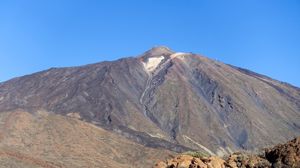 Vulkanen Teide snøfri for første gang på over 100 år