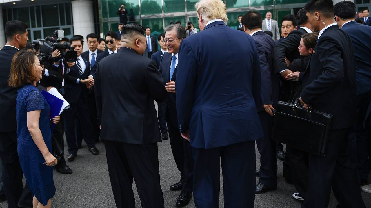 Møtet mellom Donald Trump, Kim Jong-un og Moon Jae-in i den demilitariserte sonen