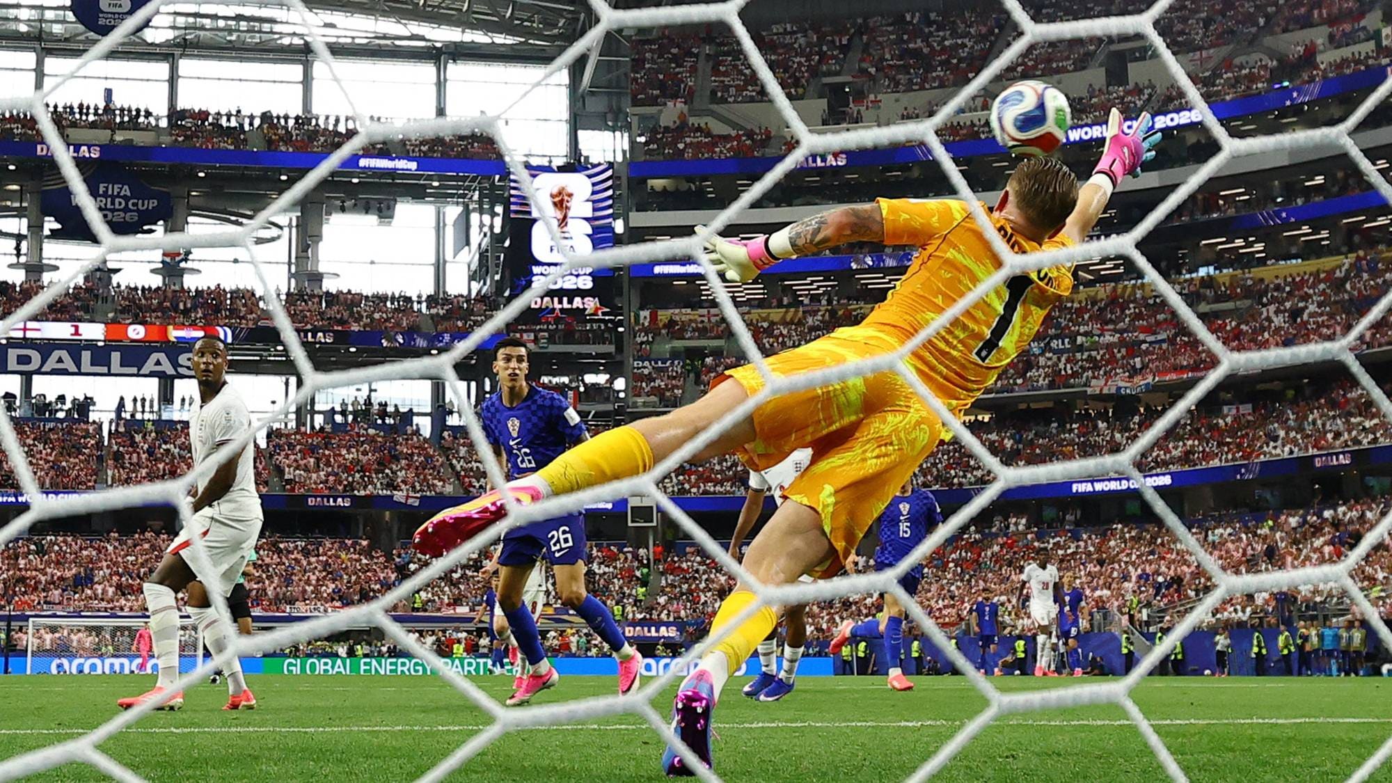 Pickford mot Kroatia.